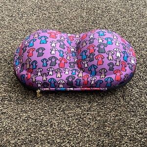 Portable bra case